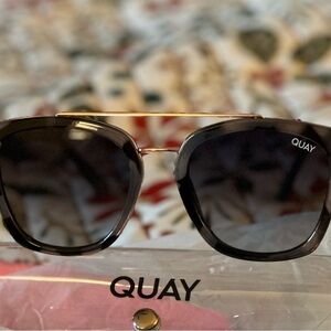 Quay Black Sunglasses - SWEET DREAMS